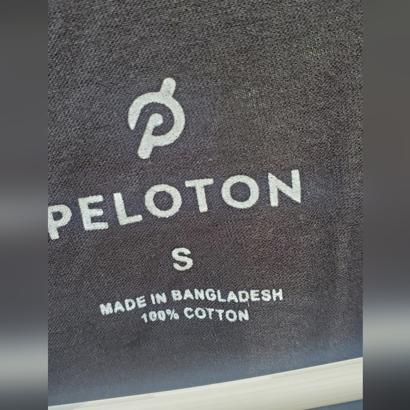 Bundle Only: PELOTON  Centuray Cotton Black Short Sleeve T-Shirt Size Small - Picture 4 of 6